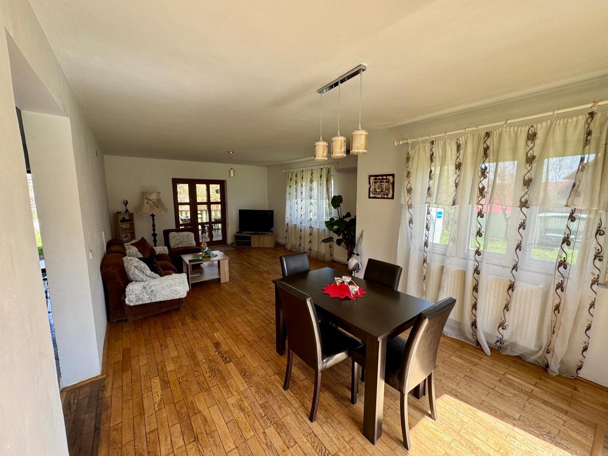 Vila Cozy, Panorama Superba, Gratar Si Relaxare Piatra Neamţ Екстериор снимка